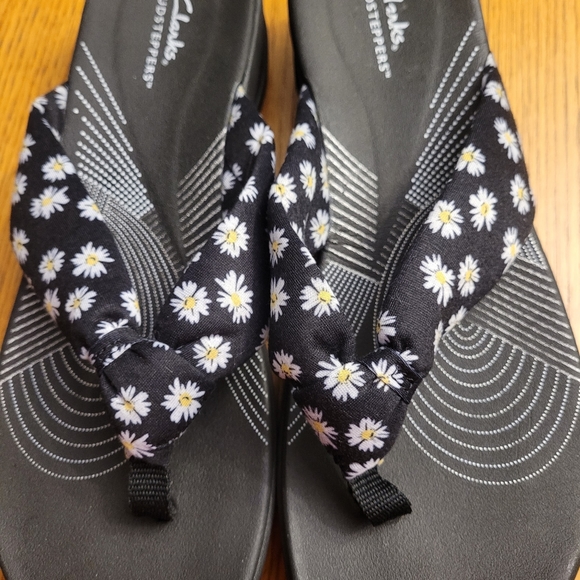 Ladies Flip Flop - Picture 5 of 8